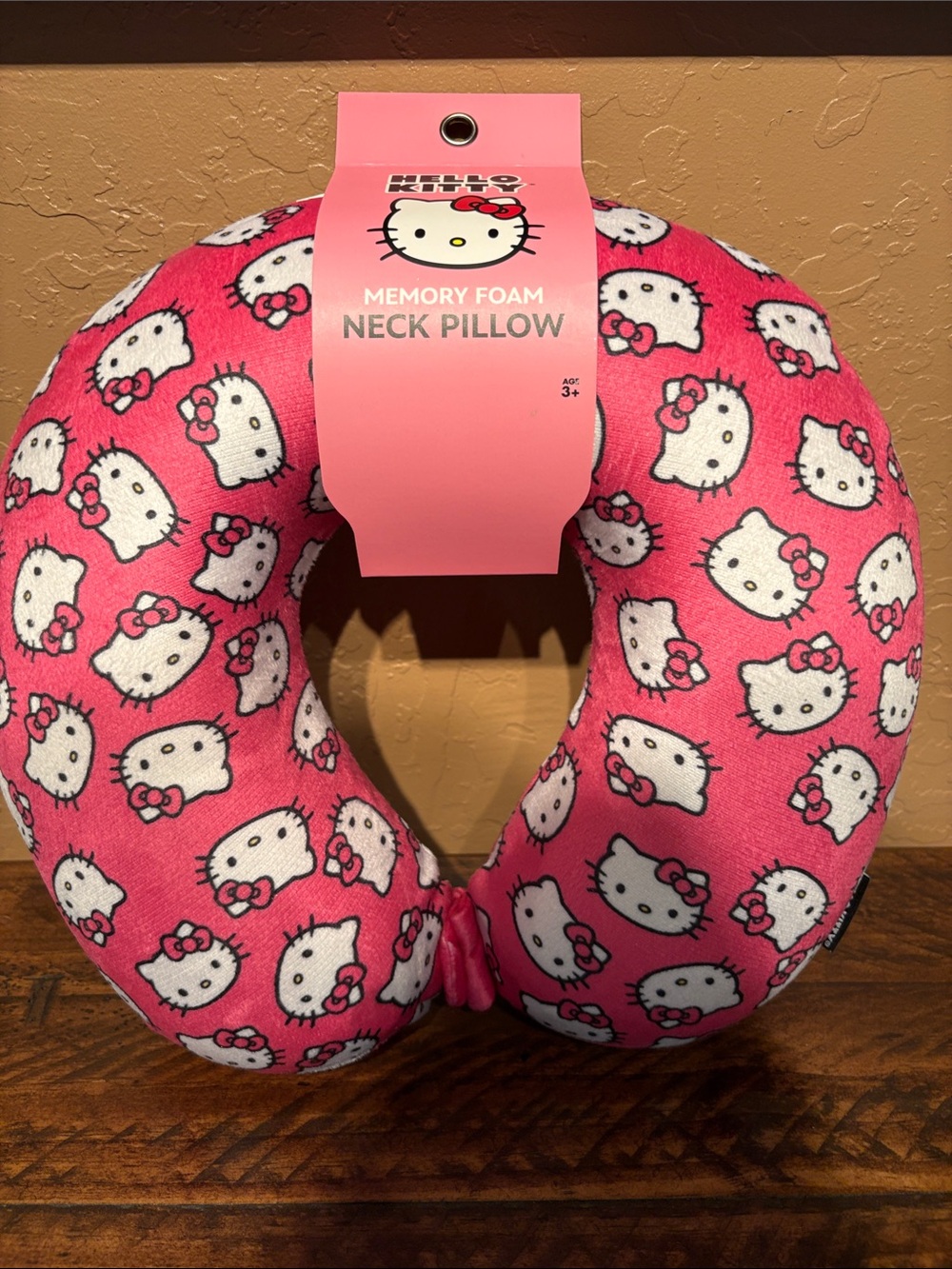 Hello Kitty NWT Pink Patterned Memory Foam Neck Pillow